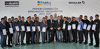 The first intake of apprentices at Schuler's vocational training center in Mexico have received their leaving certificates.
