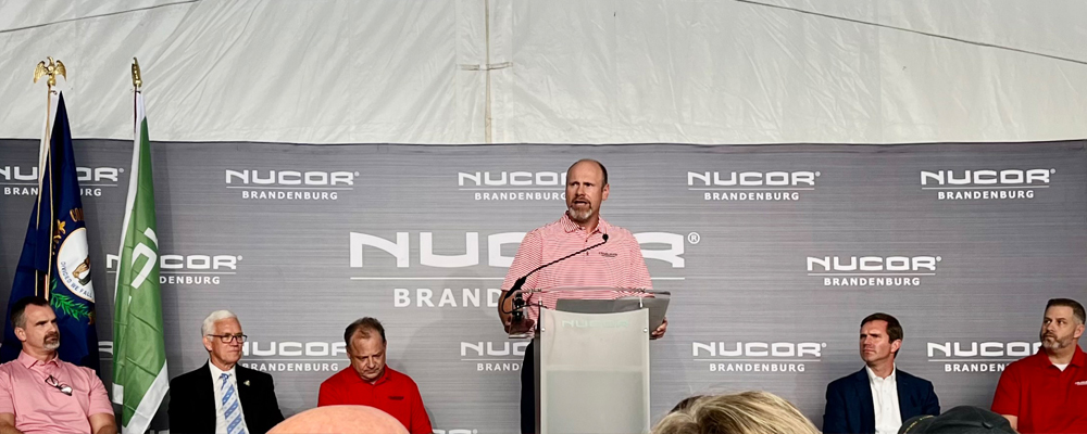 (From left to right: Al Behr, Executive Vice President; Steve Meredith (R), U.S. Senator District 5; David Sumoski, COO Nucor Corporation; Johnny Jacobs, Vice President and GM (Construction); Andy Bashear (D), Governor Commonwealth of Kentucky; Chris